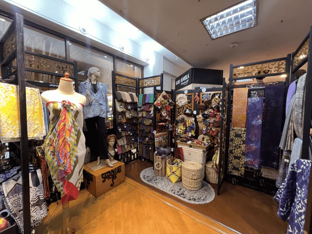 Jafiqa Couture Boutique Interior (5314)