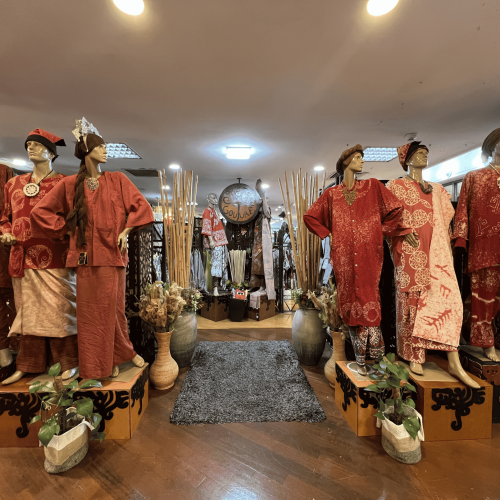 Jafiqa Couture Boutique Interior (5315) Jafiqa Couture Boutique Interior (5315)