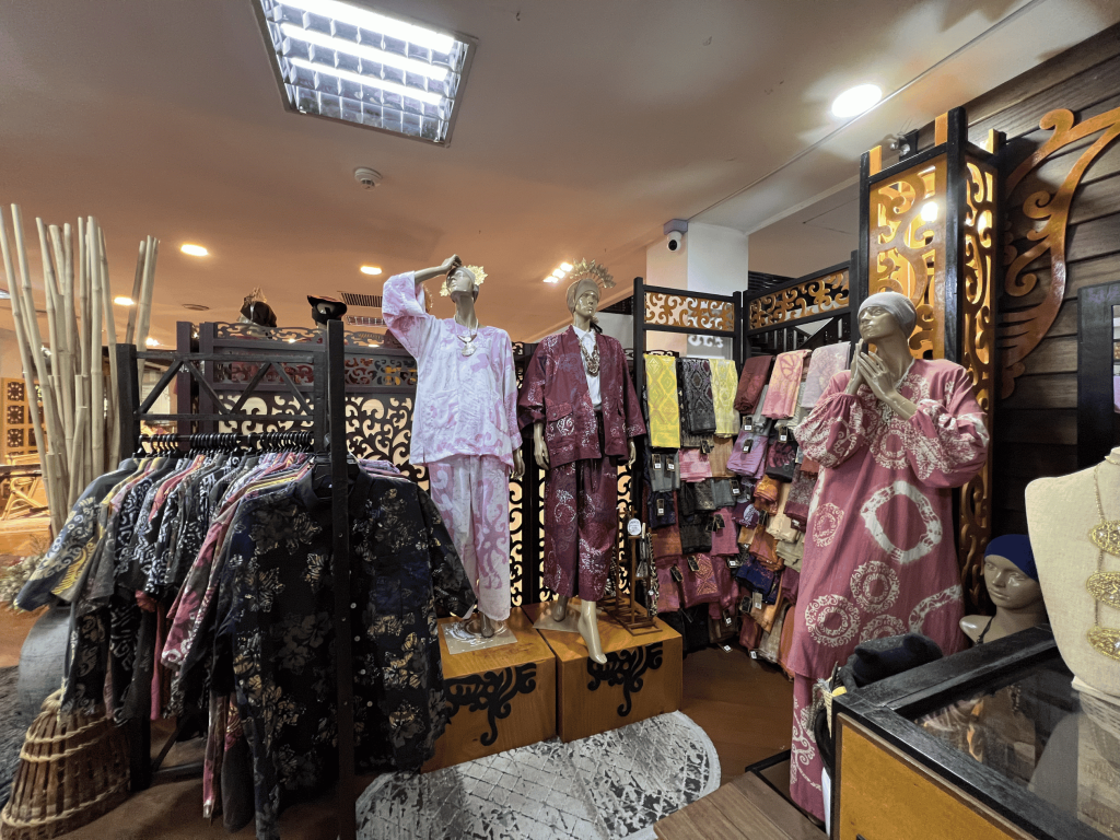 Jafiqa Couture Boutique Interior (5317)