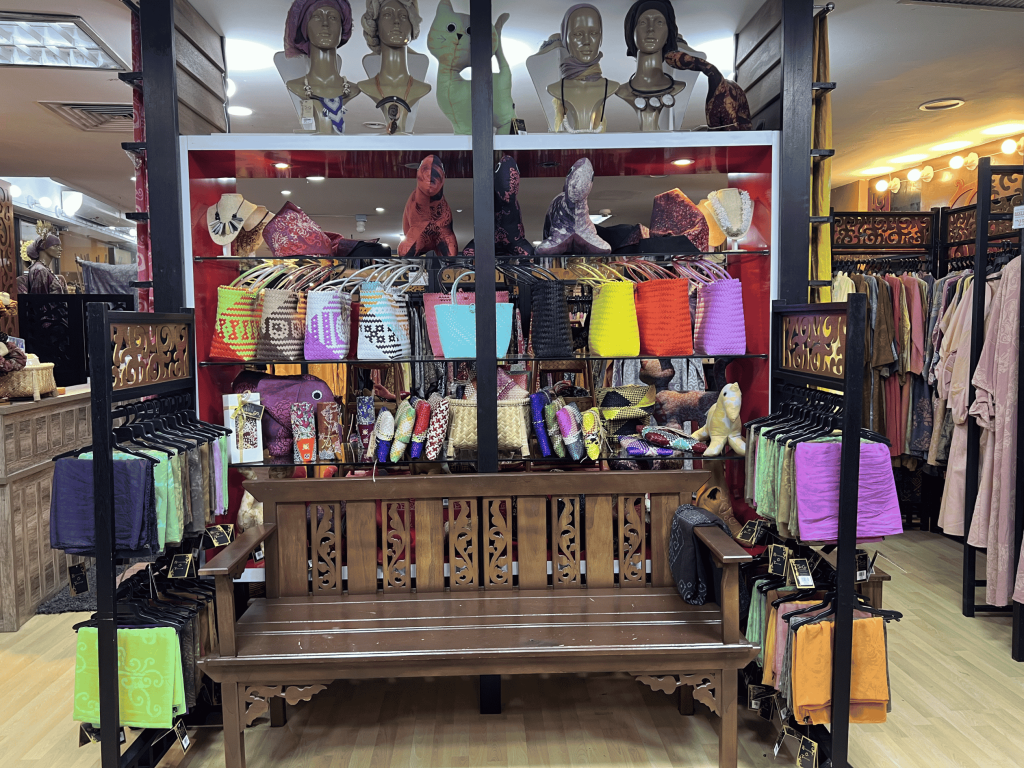 Jafiqa Couture Boutique Interior (5324)